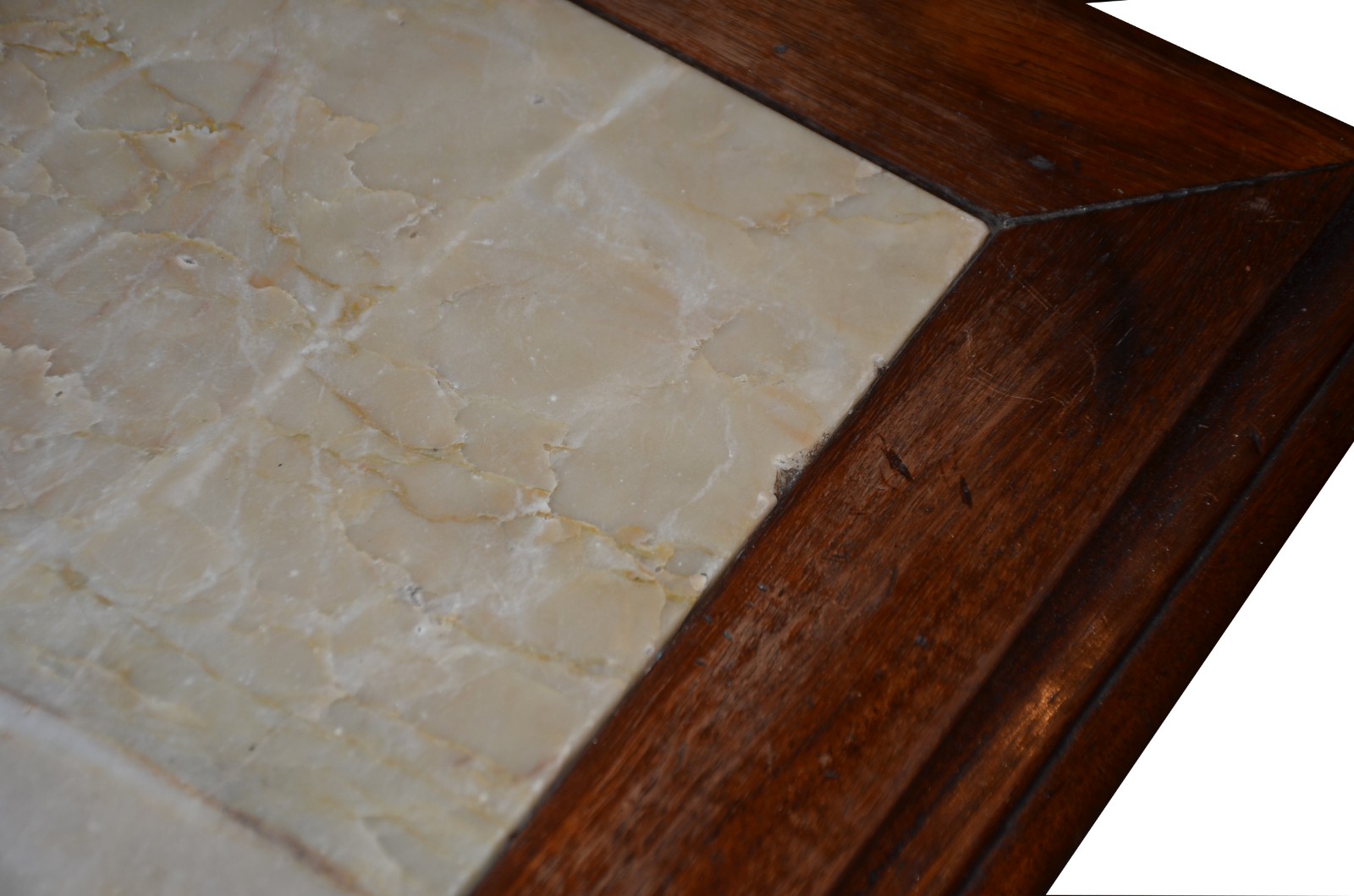 Conjunto de mesa de centro e par de mesinhas laterais de madeira... - foto 9 de 10