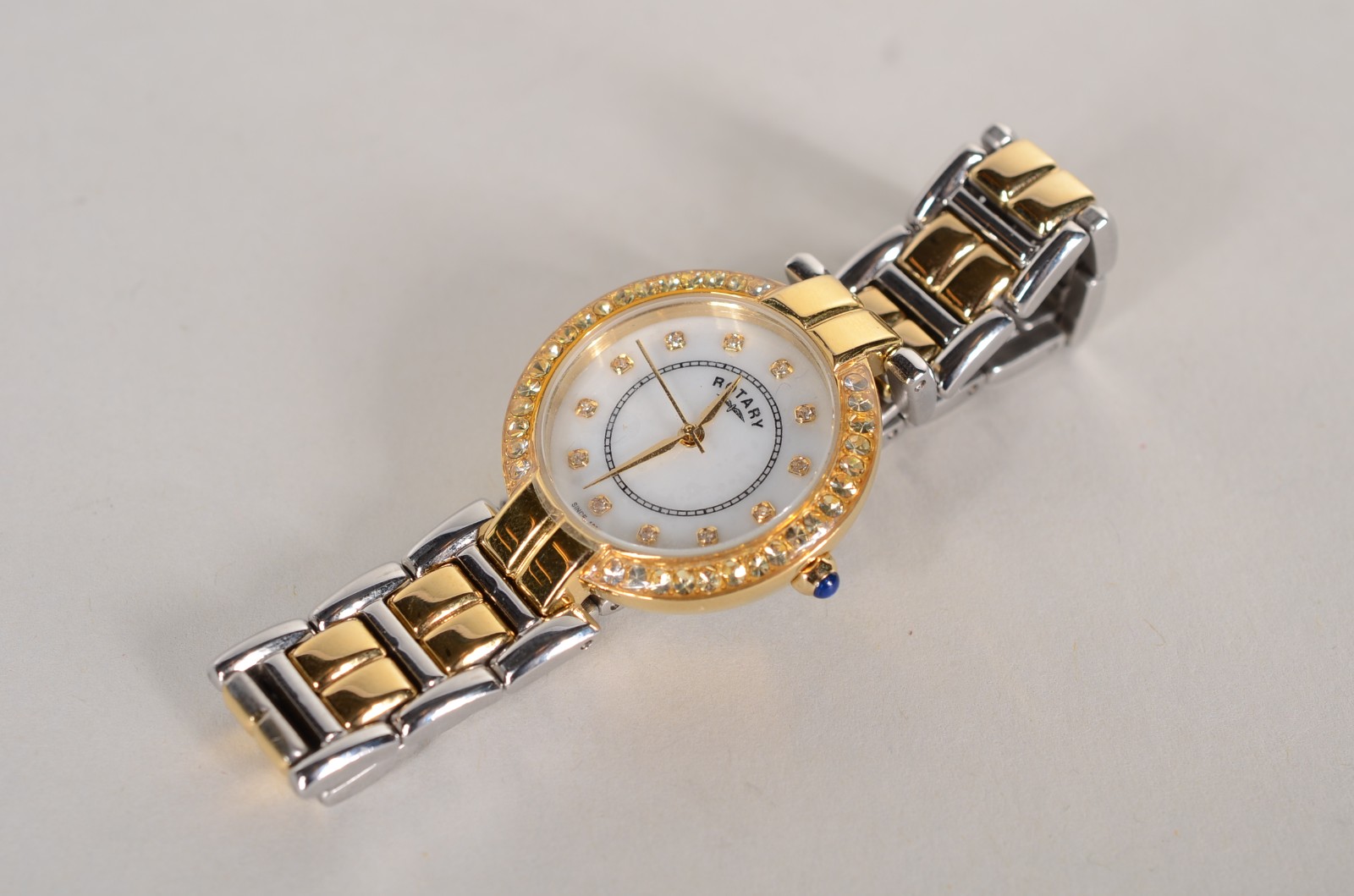 Relógio feminino de pulso suíço de aço, mostrador com vidro mineral... - foto 4 de 11