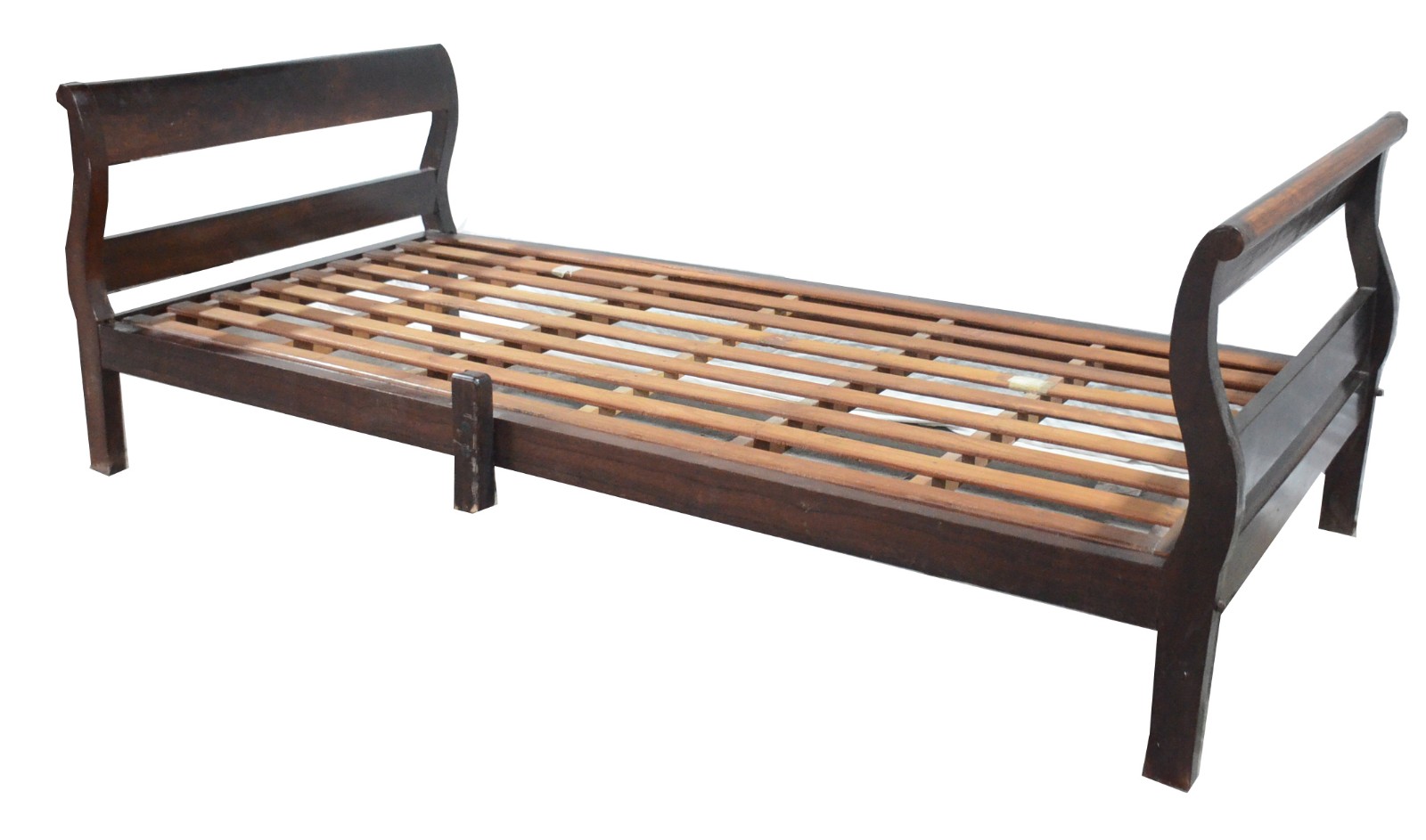 Cama de solteiro de jacarandá, completa, com laterais e estrado. - foto 1 de 7