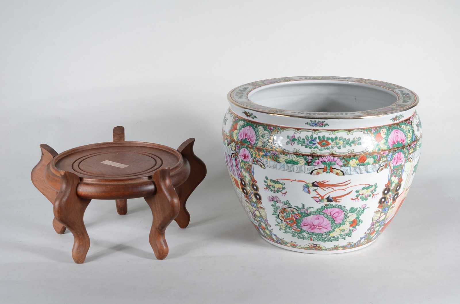 Cachepot/aquário de porcelana oriental com peanha. - foto 2 de 9