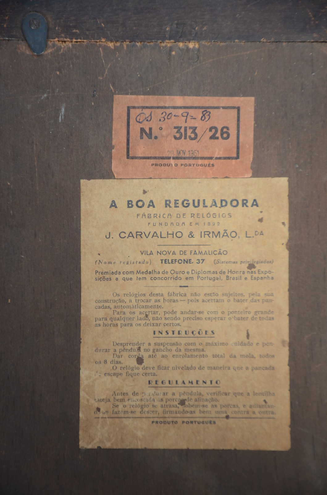 Relógio cuco de madeira. Máquina parada. - foto 10 de 11