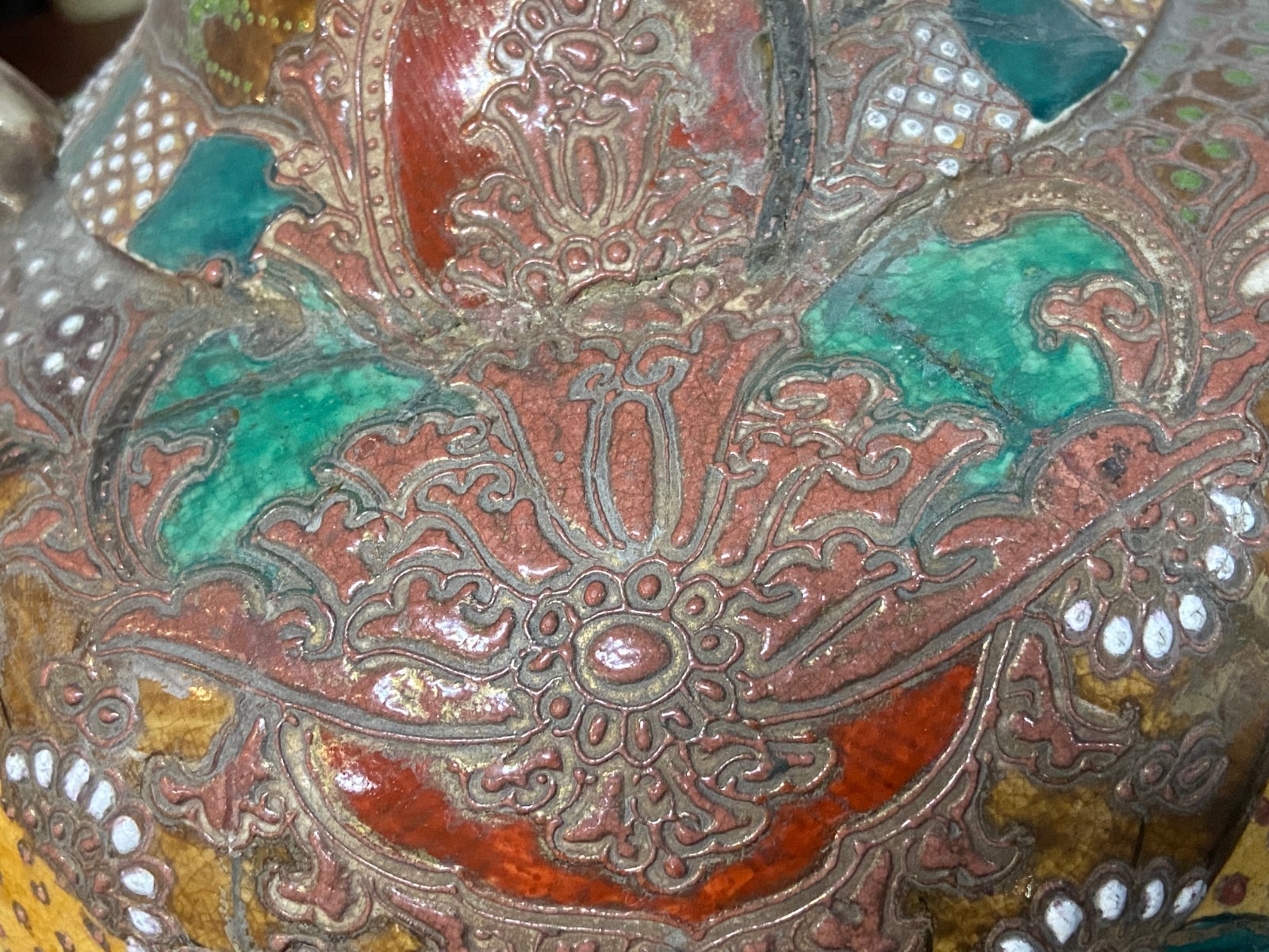Vaso de faiança oriental Satzuma com figuras de guerreiros e flores... - foto 11 de 11