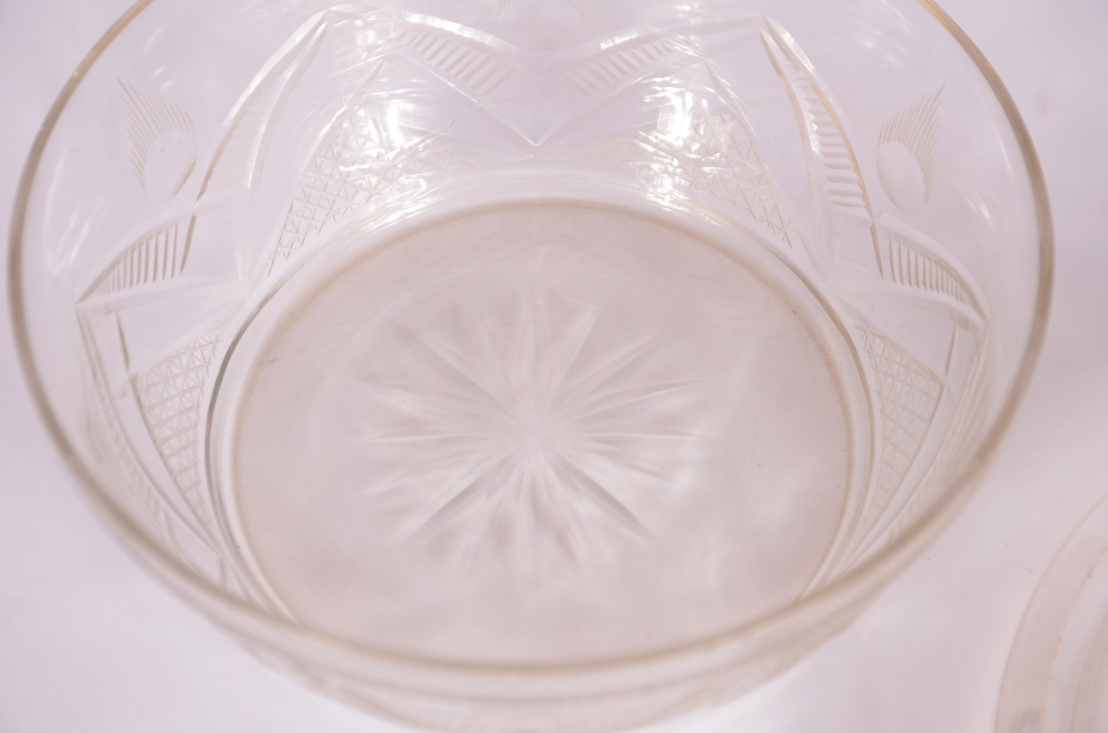 Duas compoteiras de cristal, sendo uma com presentoir. - foto 11 de 11