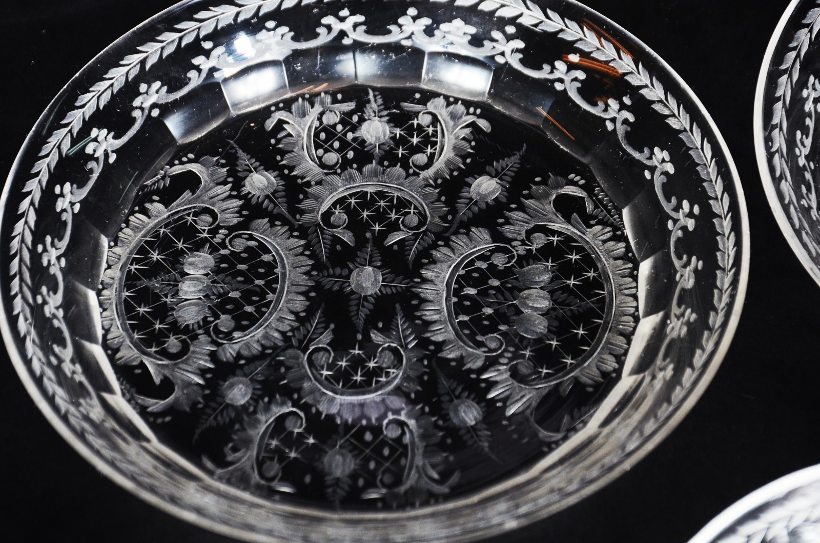 Conjunto com 9 lavandas com presentoir de cristal europeu lavrado. - foto 4 de 6