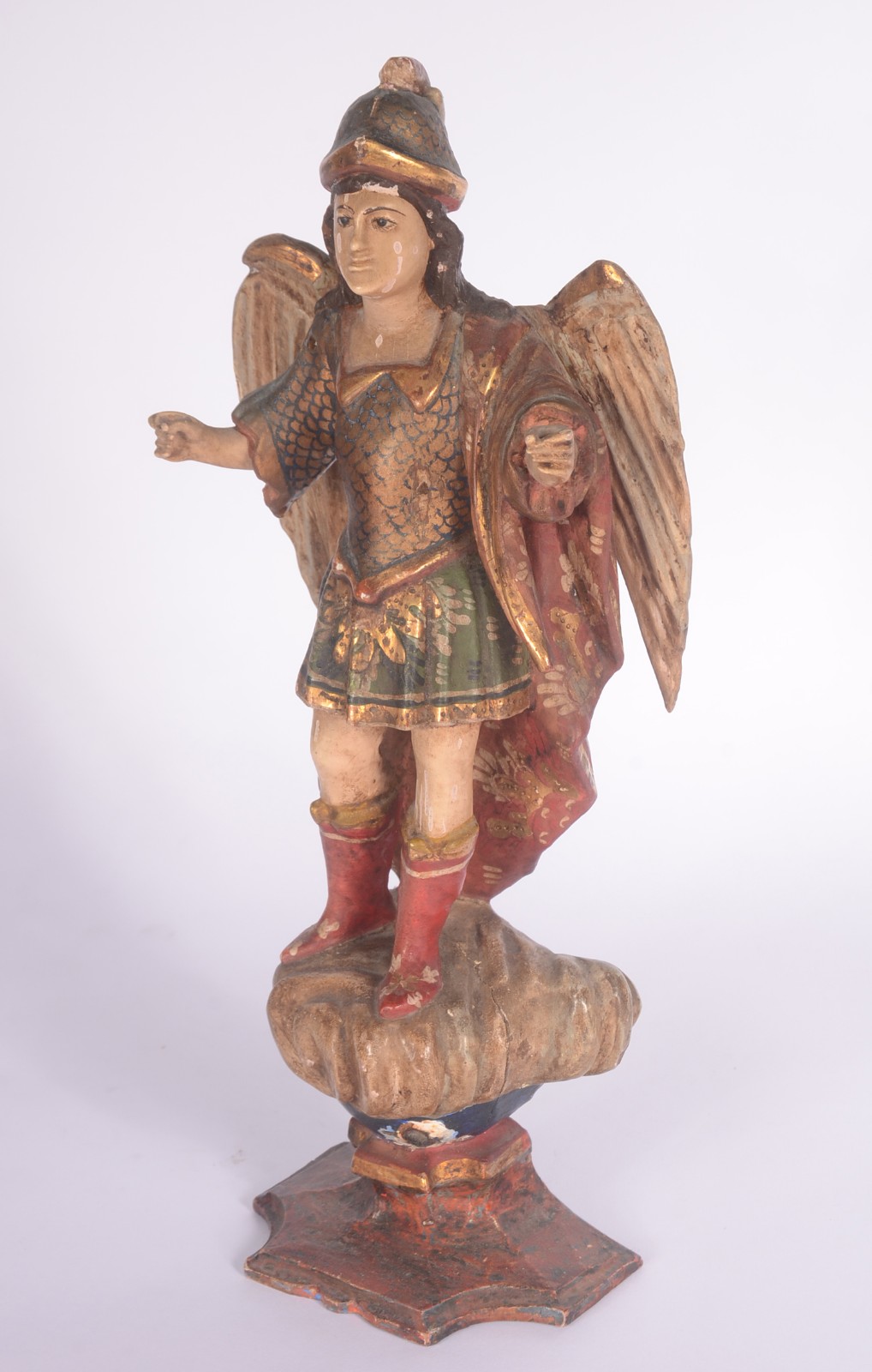 Antiga Imagem de madeira policromada e dourada. - foto 2 de 9