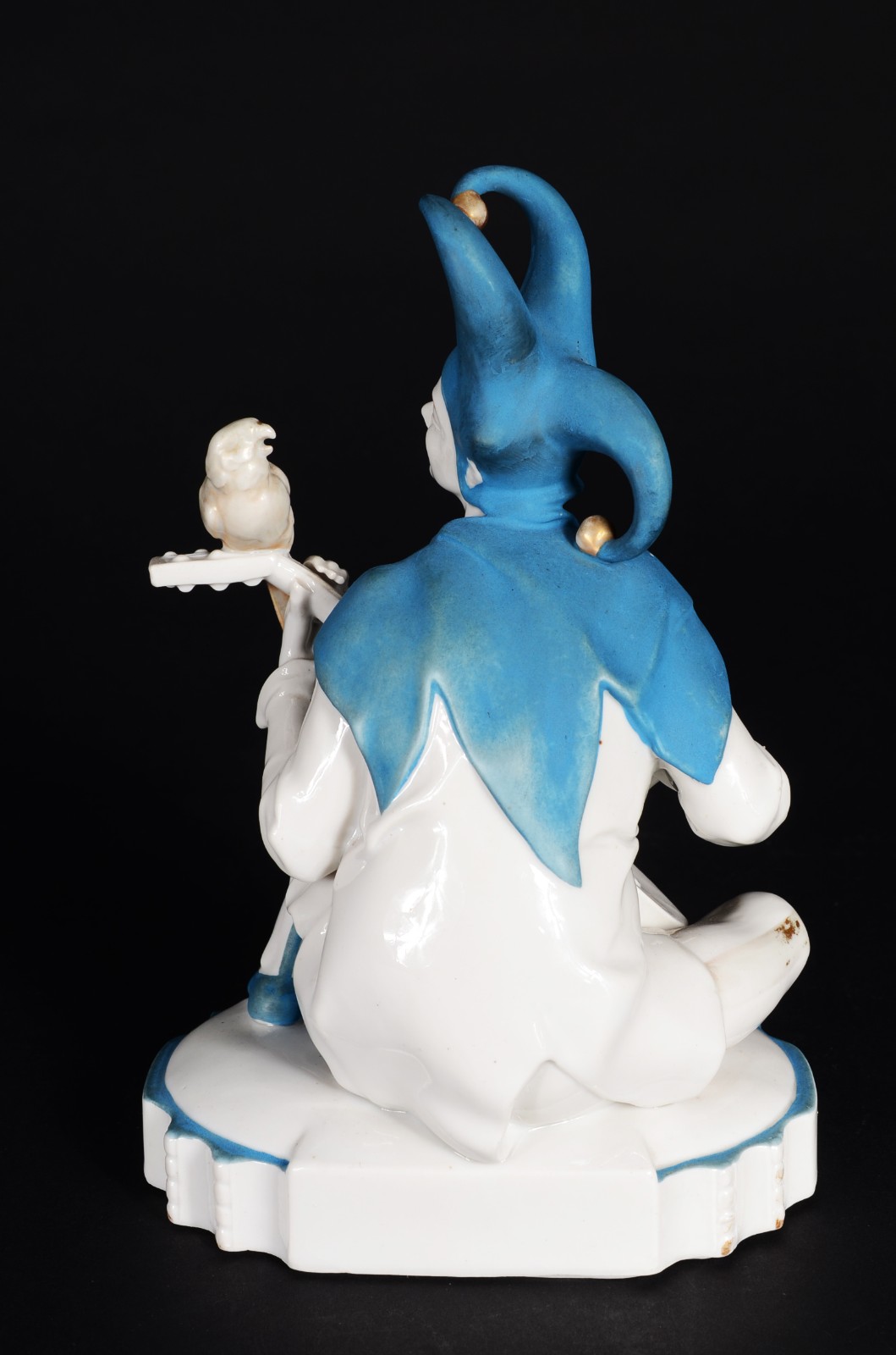 Estatueta de porcelana alemã Katzhütte Thuingia representando Pierrot... - foto 4 de 7