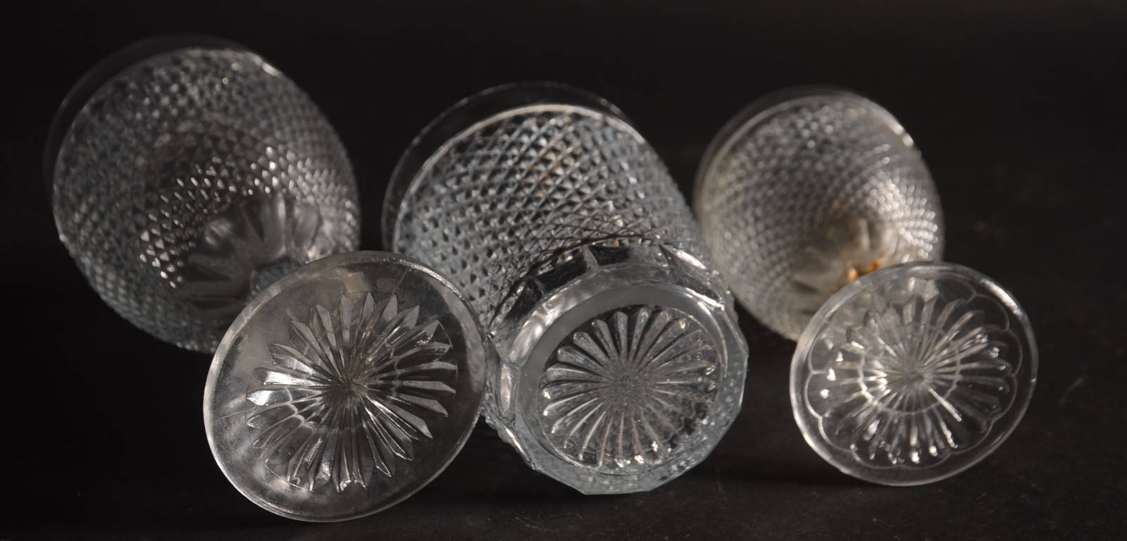 Conjunto de cristal lapidação bico de jaca, composto de: 12 taças... - foto 5 de 6