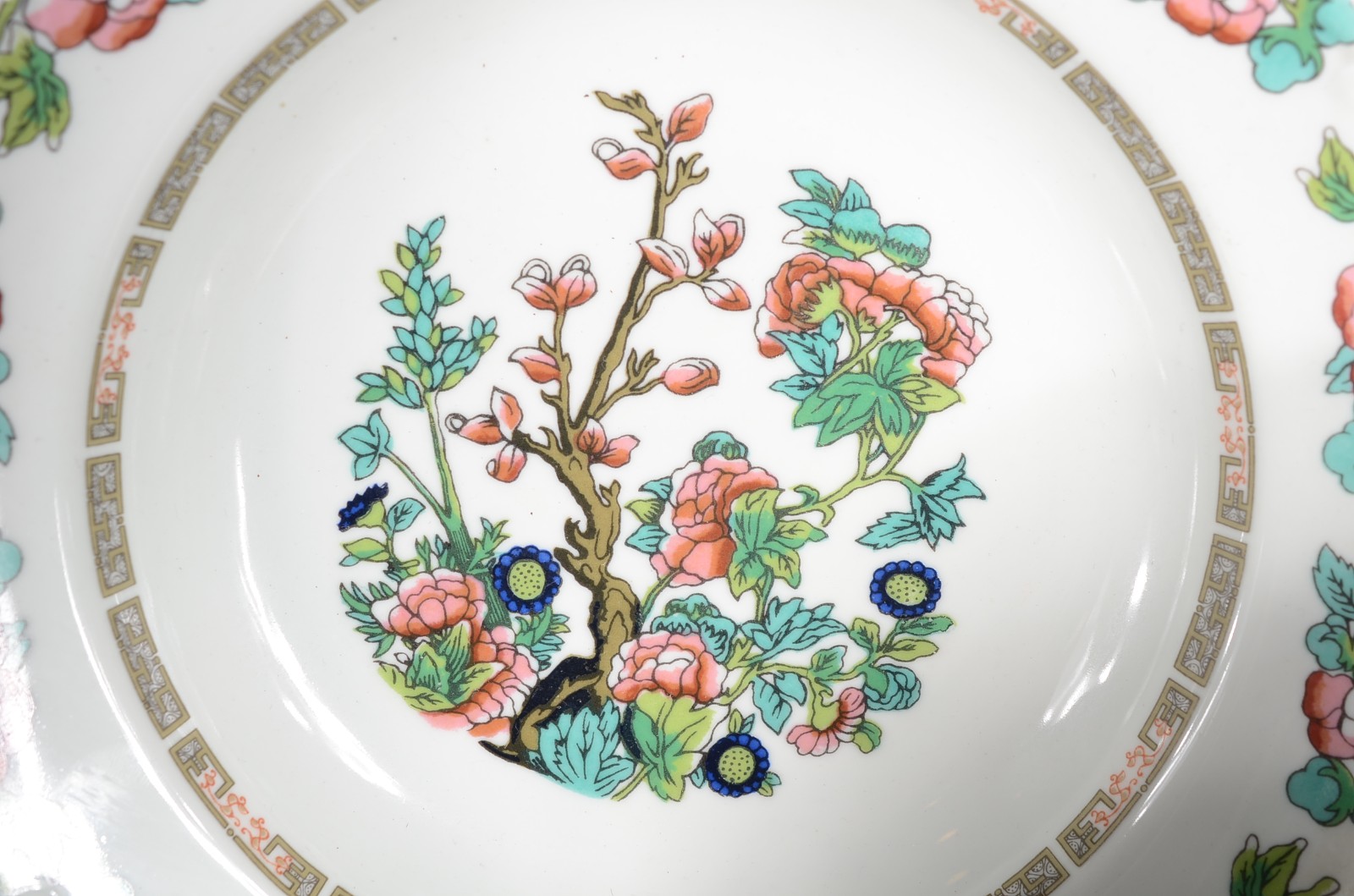 Serviço de jantar e café de porcelana "Emano", decoração em... - foto 2 de 7