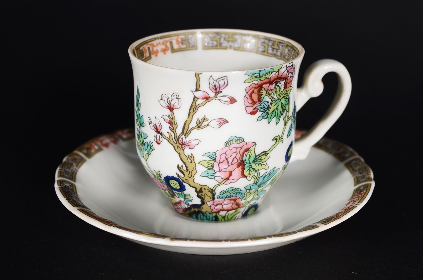 Serviço de jantar e café de porcelana "Emano", decoração em... - foto 4 de 7