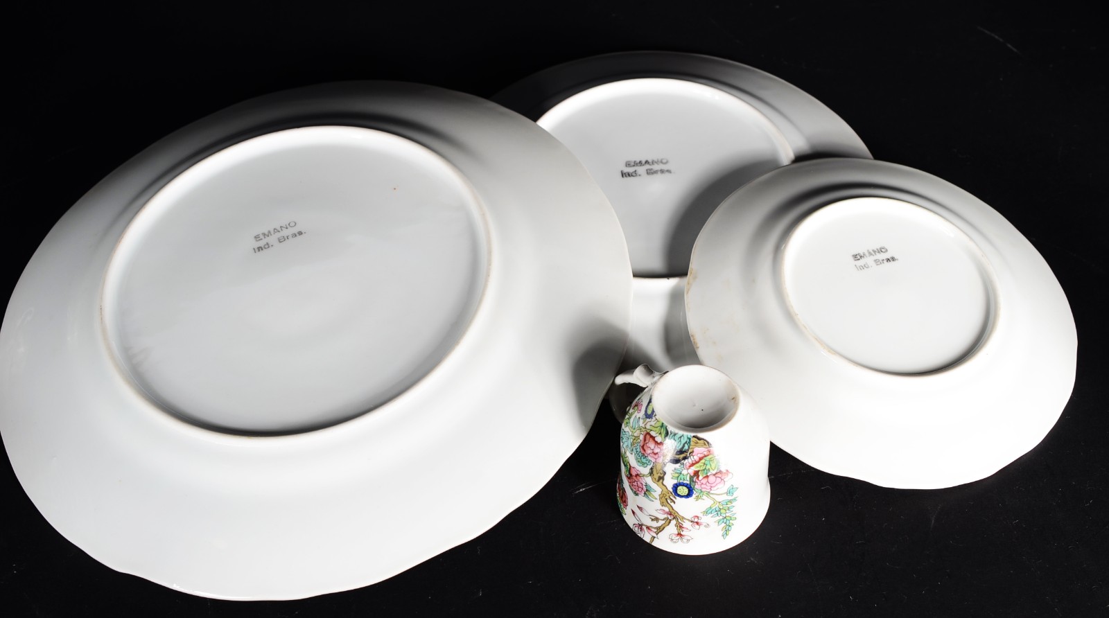 Serviço de jantar e café de porcelana "Emano", decoração em... - foto 6 de 7