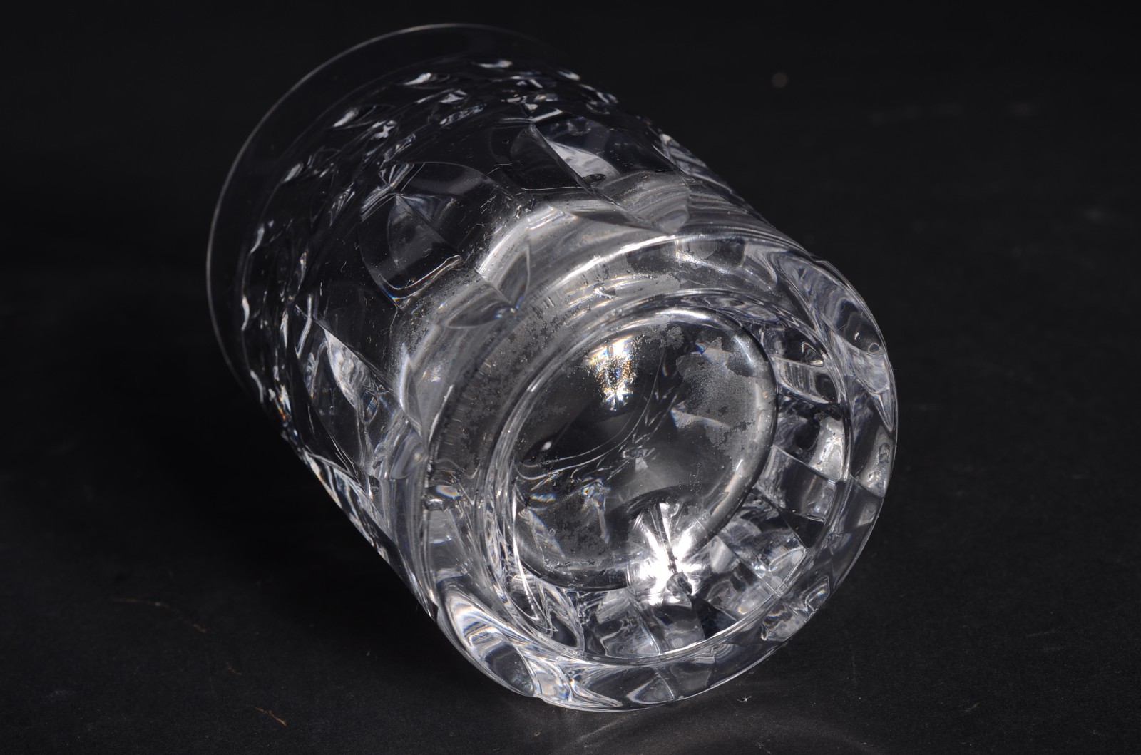 Nove copos de cristal europeu lapidado para Whisky (dois com bicados). - foto 5 de 7