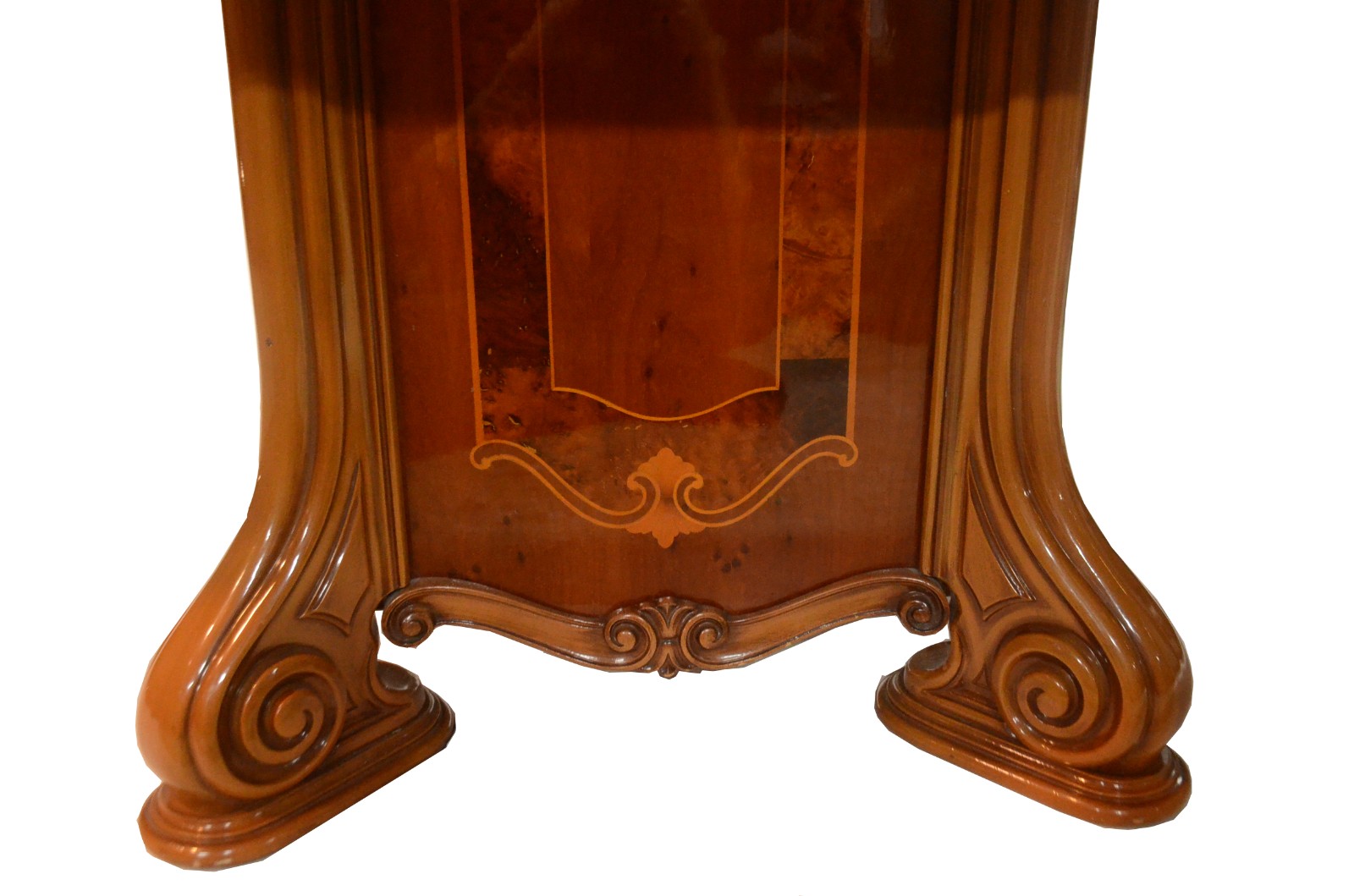 Mesa de jantar de madeira e aglomerado envernizado, apoio em coluna... - foto 4 de 11