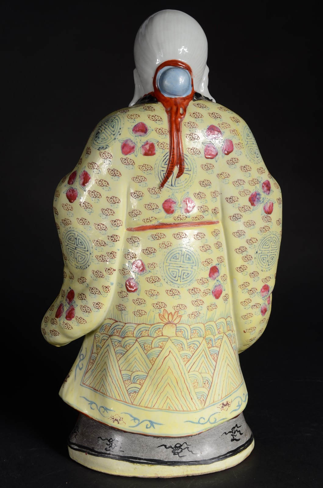 Escultura de porcelana oriental policromada representando Buda. - foto 5 de 9