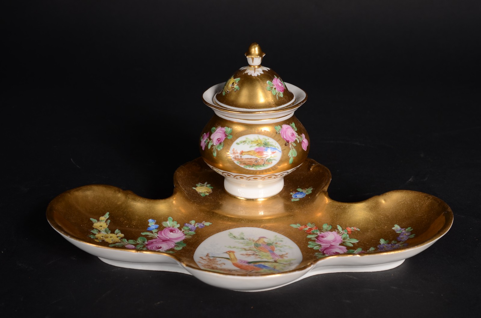 Tinteiro de porcelana alemã de Dresden decorado com flores e faisões... - foto 1 de 11