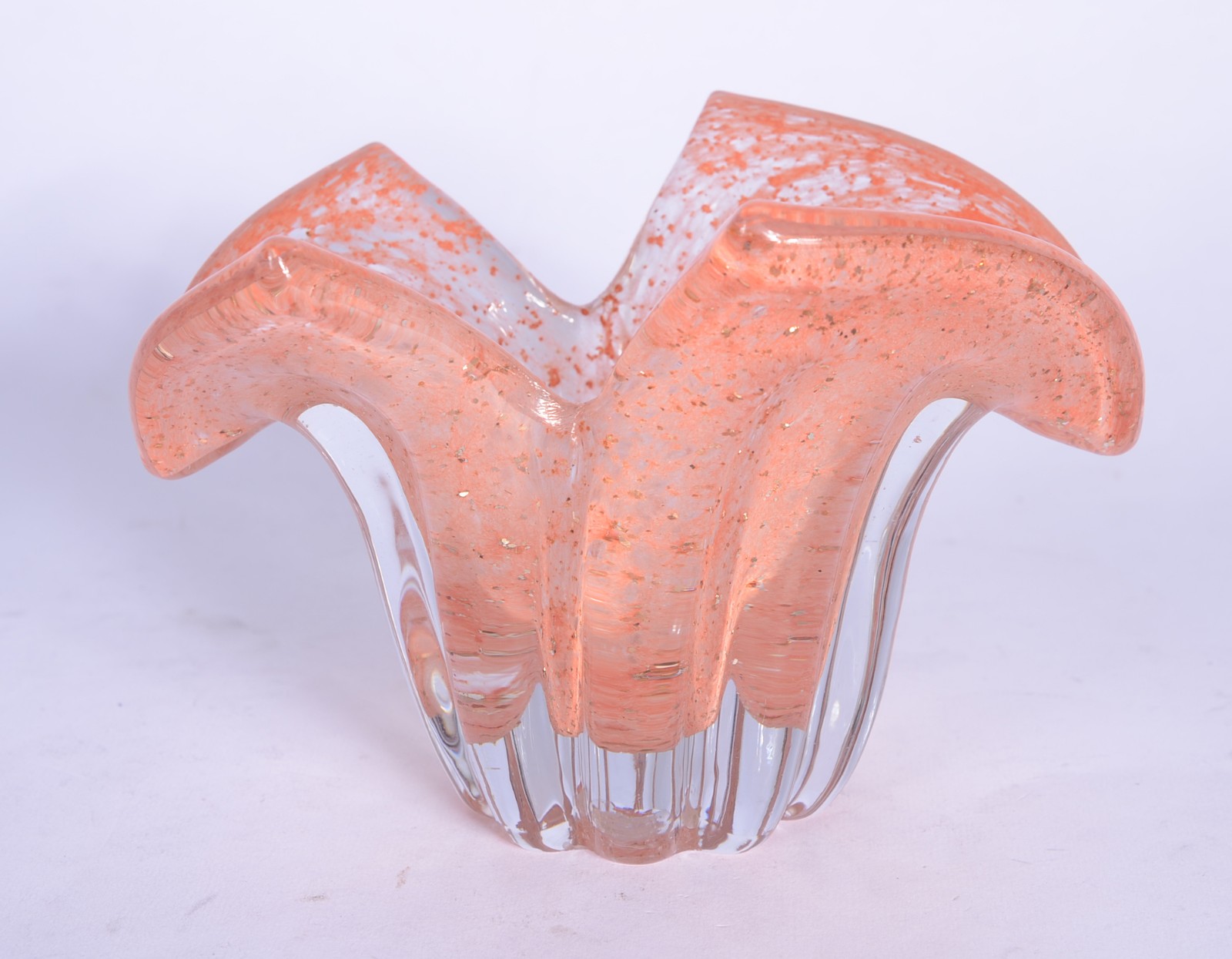 Bowl de vidro decorativo na cor laranja com pó de ouro, borda... - foto 1 de 6