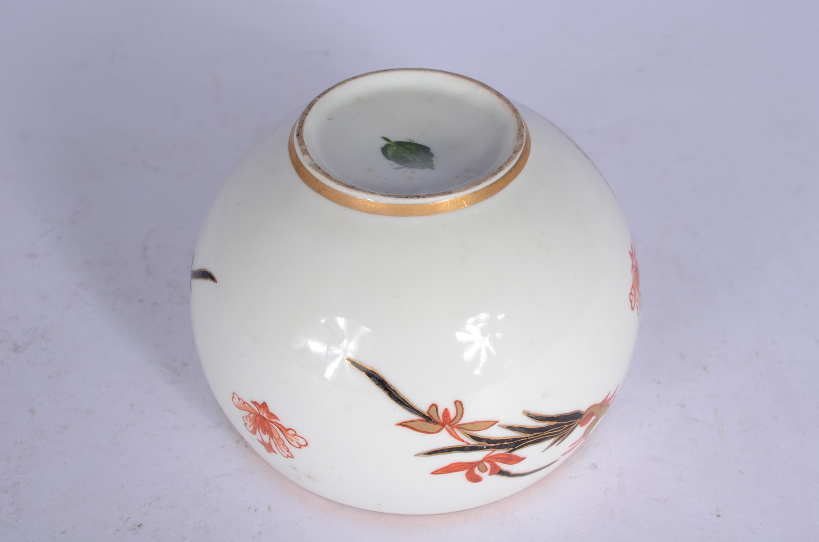 Parte de serviço de porcelana Mauá, composto de: 6 pratos rasos, 6... - foto 5 de 8