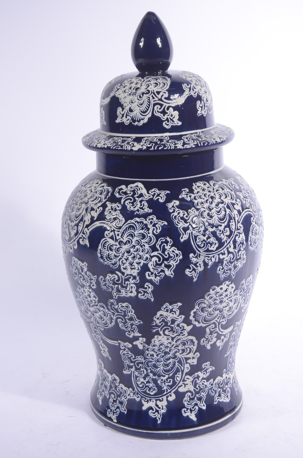Potiche decorativo de porcelana azul e branca. - foto 2 de 8