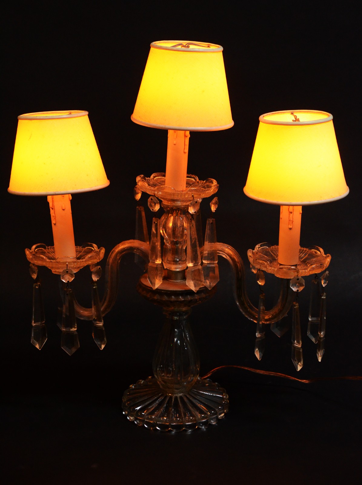 Abatjour de cristal na forma de candelabro para 3 luzes, pingentes... - foto 4 de 4