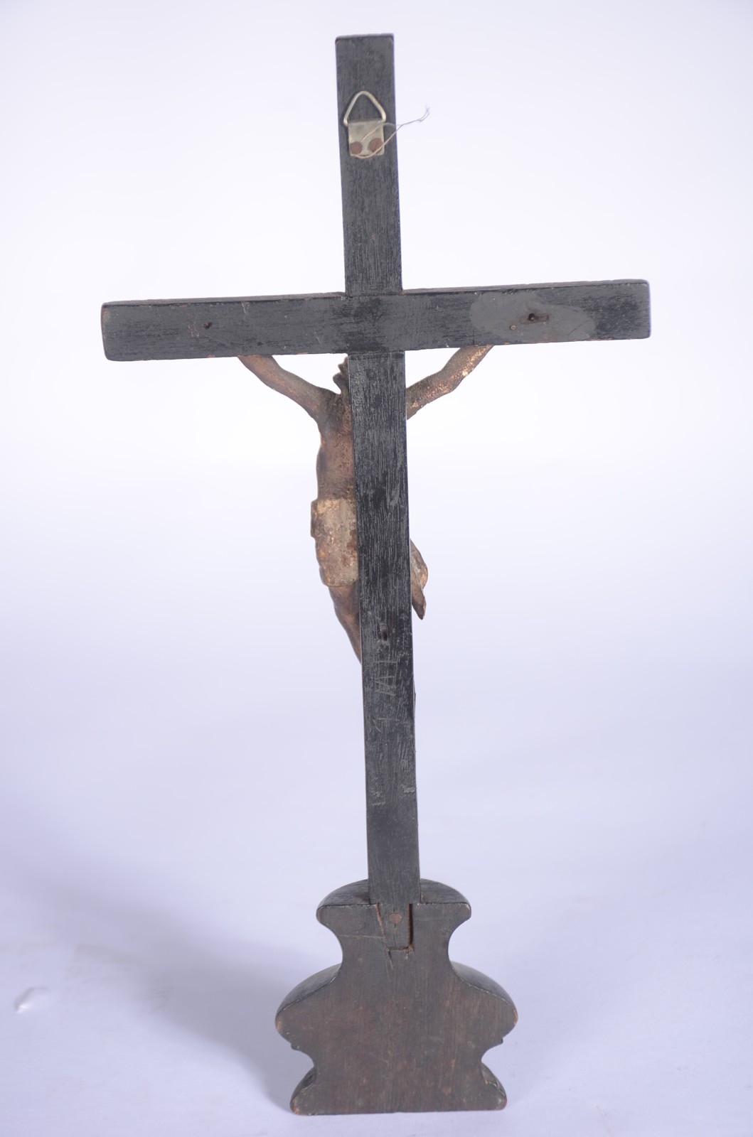 Diversas peças, sendo: crucifixo com figura de Cristo em metal... - foto 9 de 9