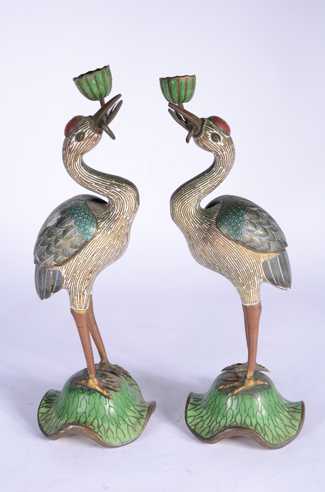 Par de castiçais na forma de aves de cloisonné chines policromado... - foto 2 de 6