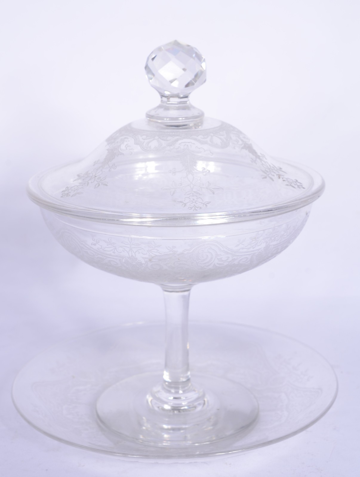 Compoteira com presentoir de cristal frances com guirlandas lavradas... - foto 1 de 8