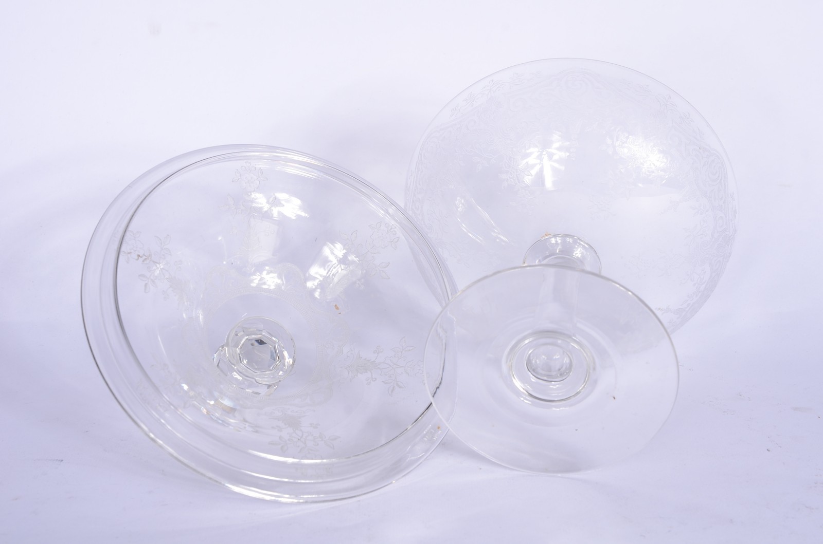 Compoteira com presentoir de cristal frances com guirlandas lavradas... - foto 8 de 8