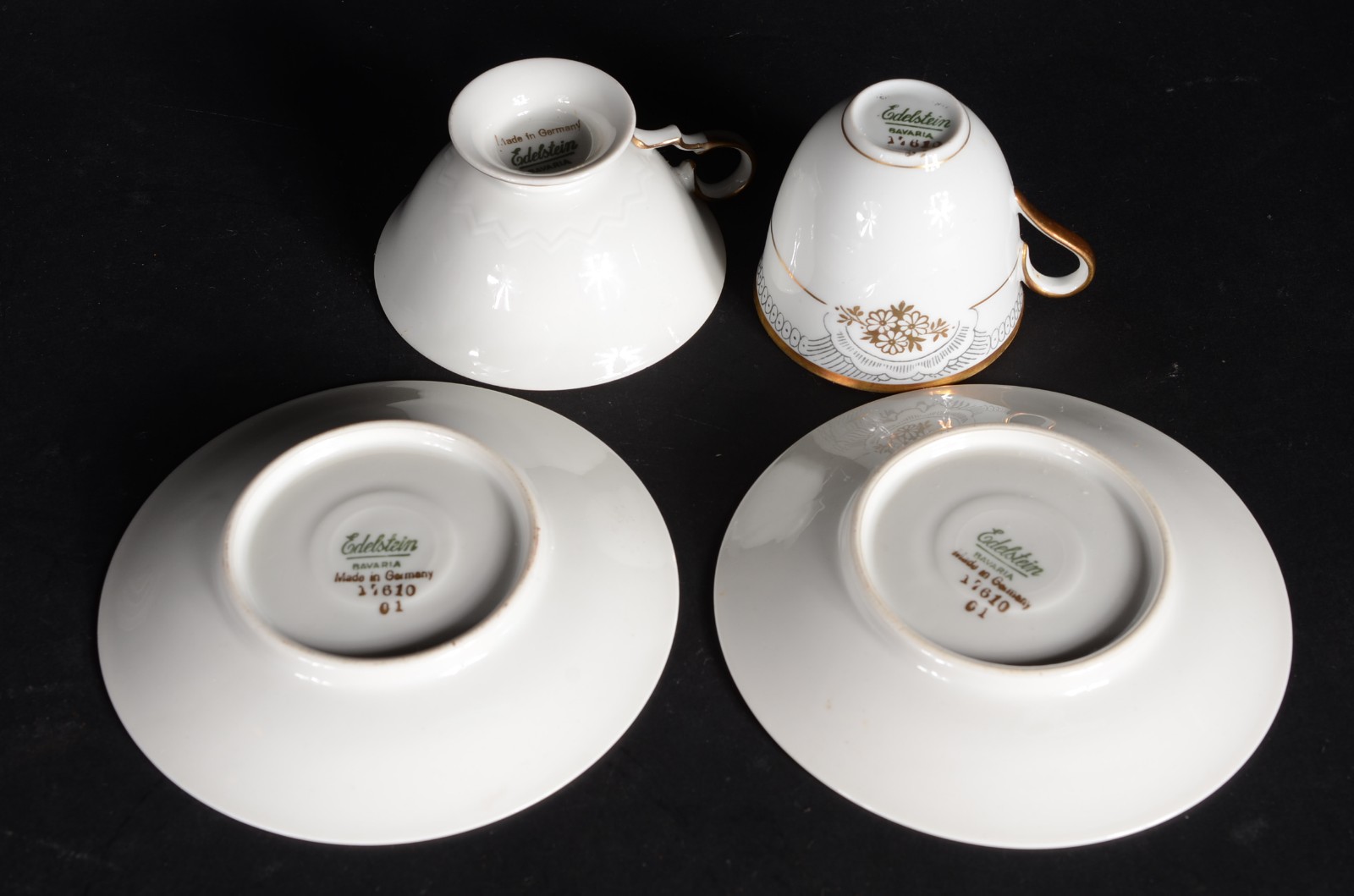 Conjunto com 9 xícaras de café com pires de porcelana alemã Edelstein... - foto 6 de 8