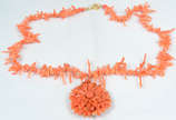 Colar de 40 cm , epículas de coral rosa, fecho ... - Colar de 40 cm , epículas de coral rosa, fecho em ouro 18k , ao centro, pendente opcional, rosa de coral montada  sobre prata, de procedência it...