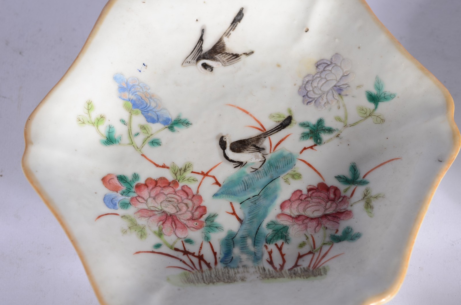 Diversas peças de porcelana oriental, composto de: par de covilhetes... - foto 3 de 11