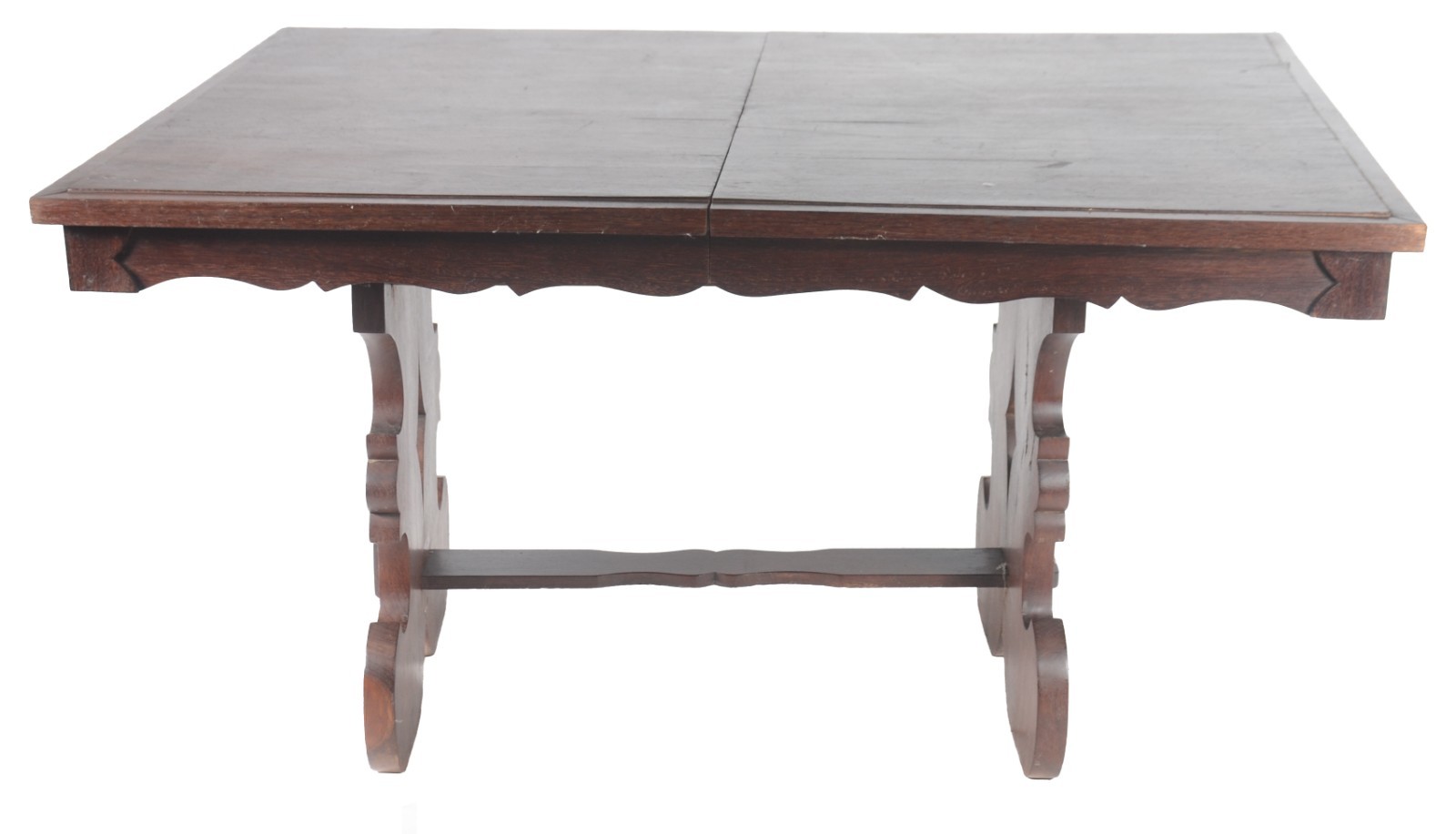 Mesa de jantar de madeira nobre, estilo colonial. Tampo retangular... - foto 2 de 8