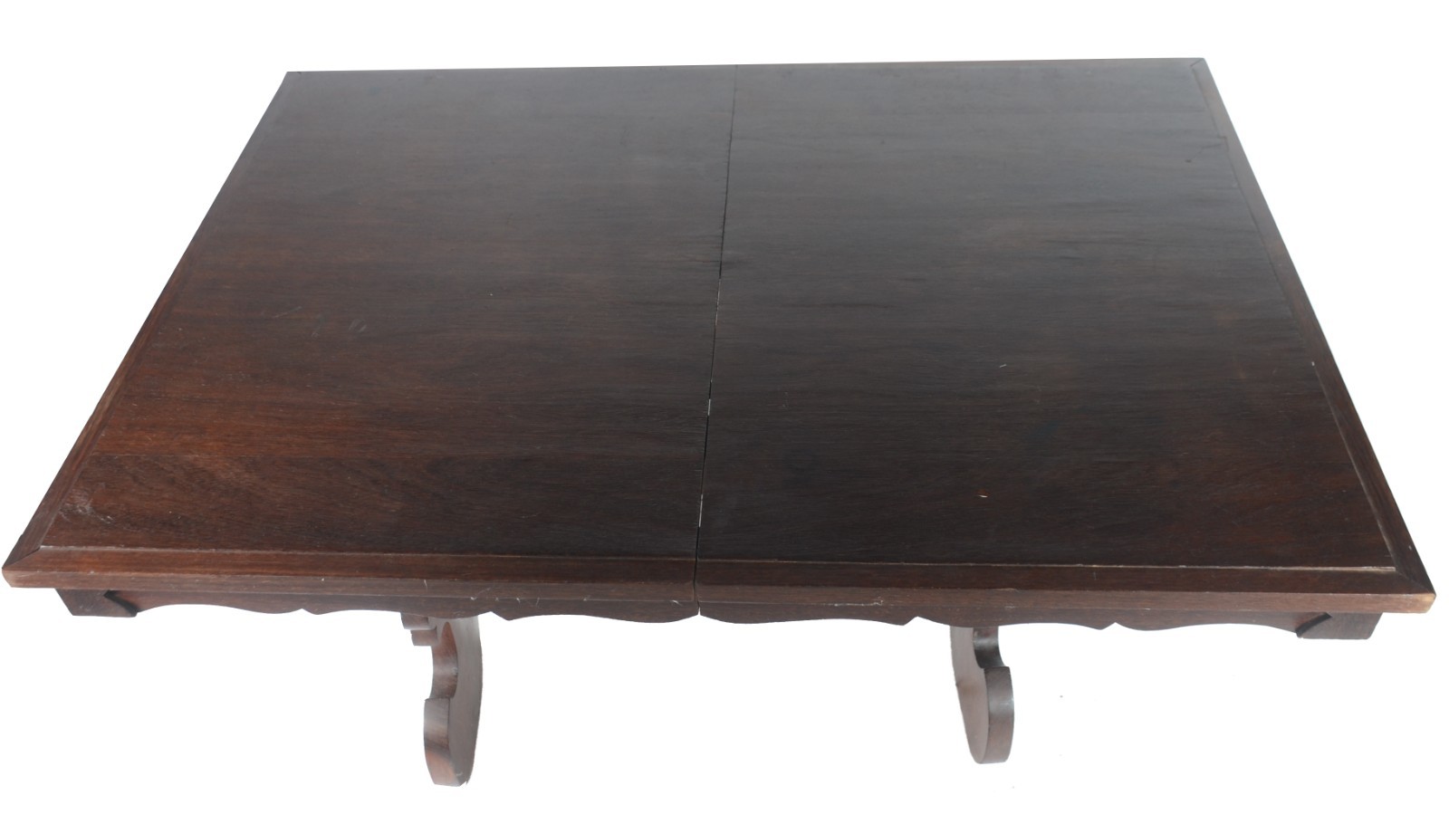 Mesa de jantar de madeira nobre, estilo colonial. Tampo retangular... - foto 3 de 8