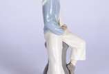 Lladró (1953),  - Escultura de porcelana espanhola representando marinheiro.