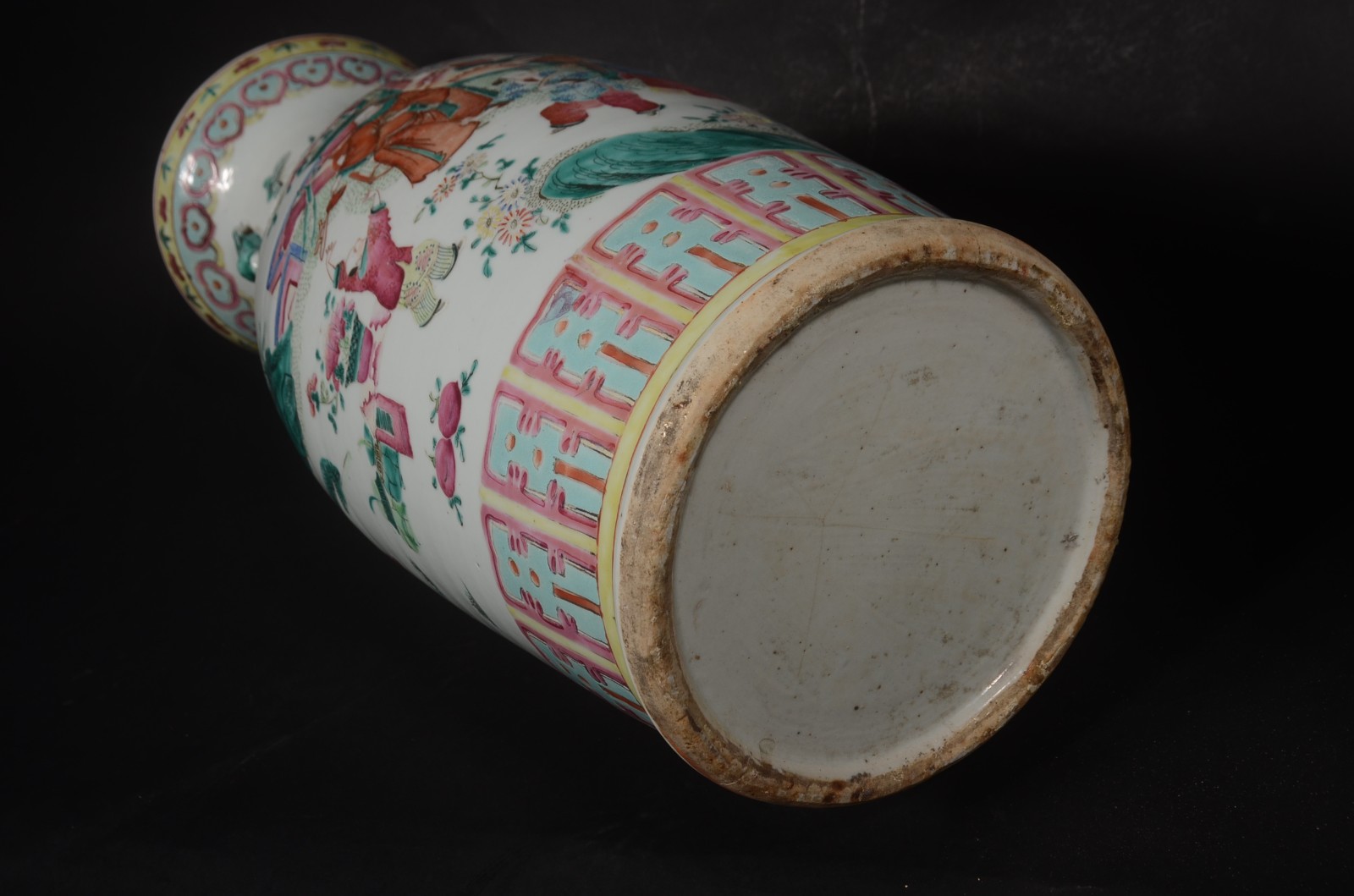 Belo par de vasos de formato balaústre em porcelana chinesa... - foto 10 de 10