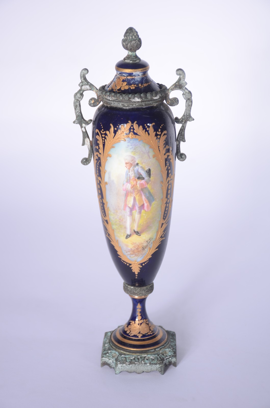 Sèvres (1740) - foto 1 de 9