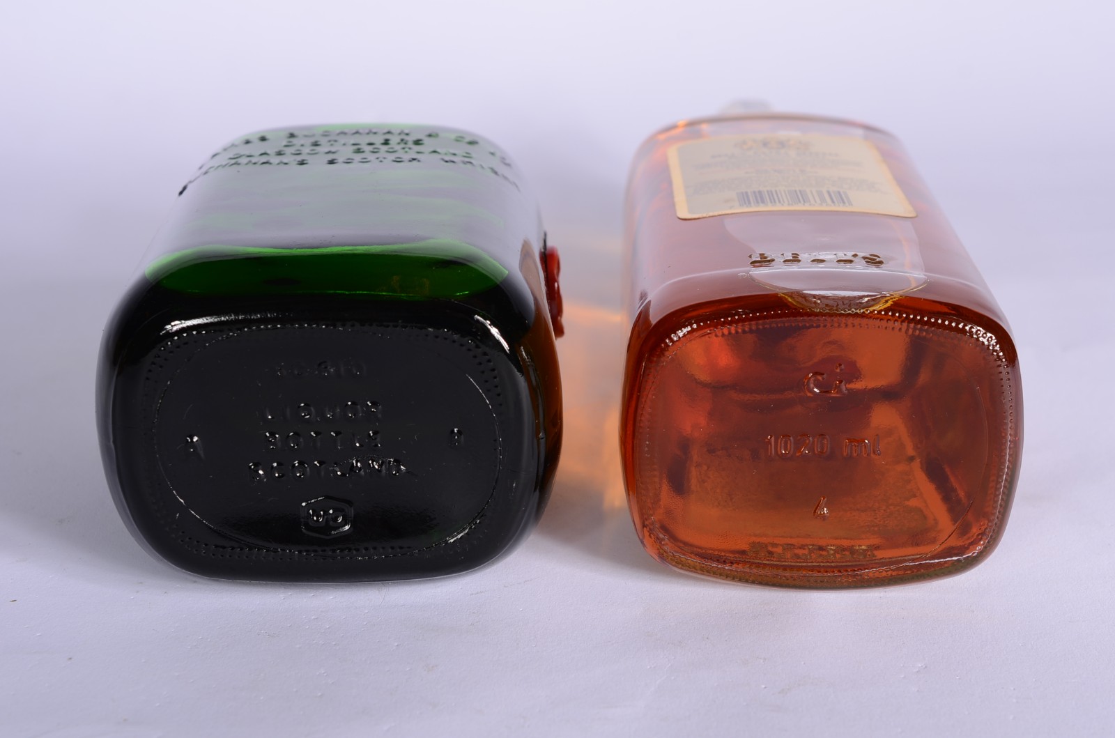 Duas garrafas de Whisky. - foto 8 de 8