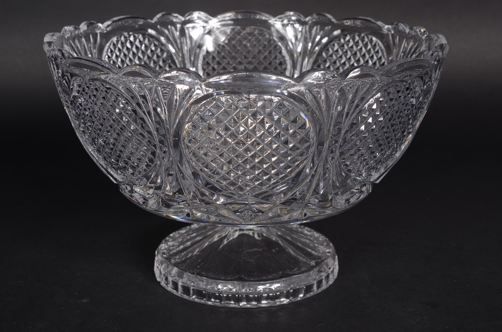 Duas fruteiras de cristal lapidado. - foto 4 de 11