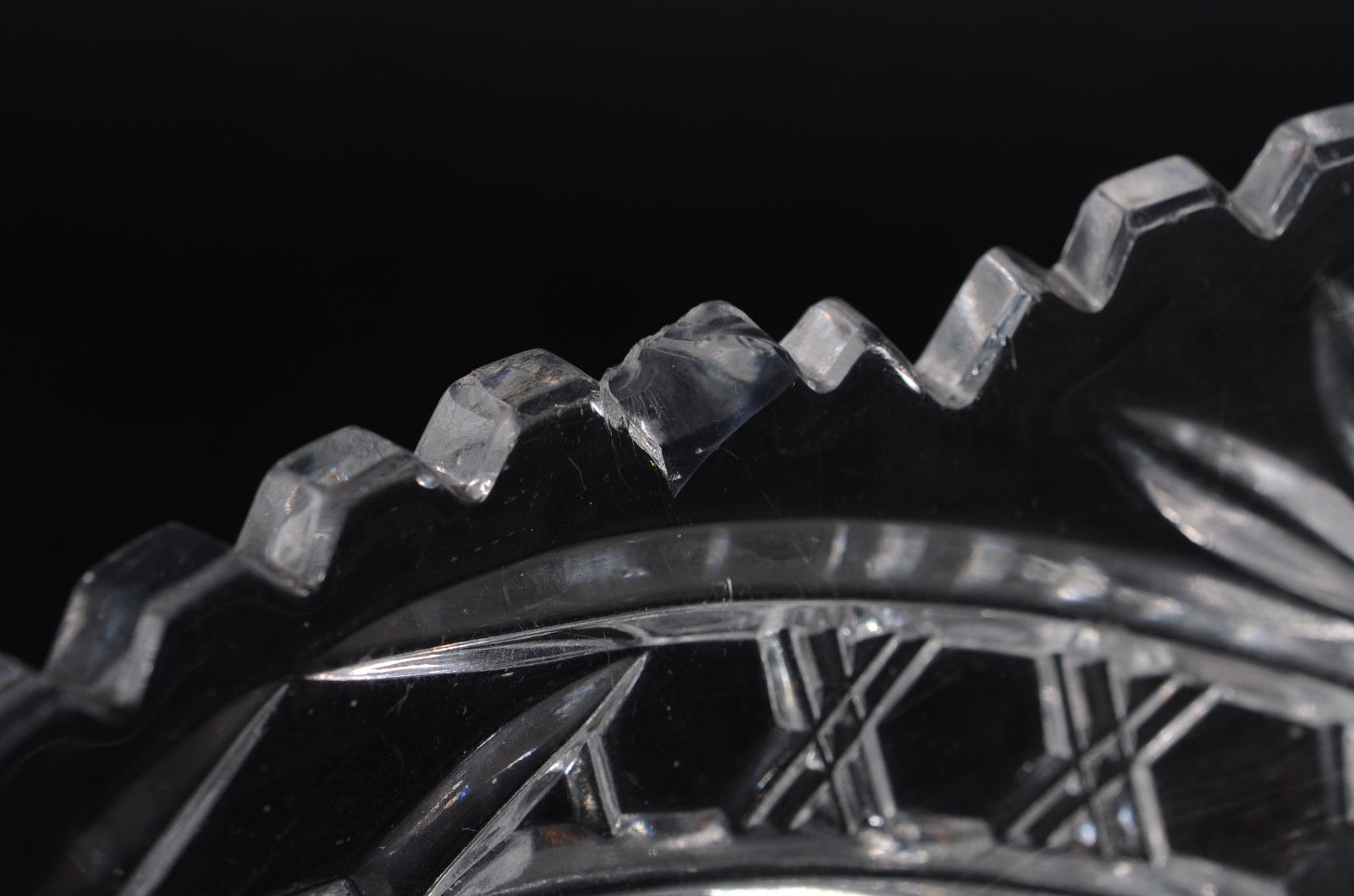 Duas fruteiras de cristal lapidado. - foto 11 de 11