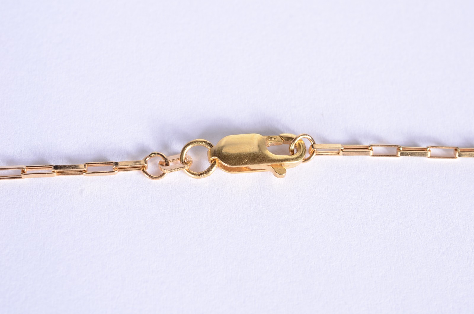 Colar de ouro 18 k., contraste 750 mls com elos vazados, fecho... - foto 4 de 5