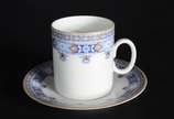 Porcelanas Renner (1937-1990),  - Serviço de jantar e café de porcelana Renner, composto de: 24 pratos rasos (1 bicado), 12 pratos fundos, 12 pratos de sobremesa, 12 taças para consome