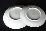Porcelanas Renner (1937-1990),  - Serviço de jantar e café de porcelana Renner, composto de: 24 pratos rasos (1 bicado), 12 pratos fundos, 12 pratos de sobremesa, 12 taças para consome