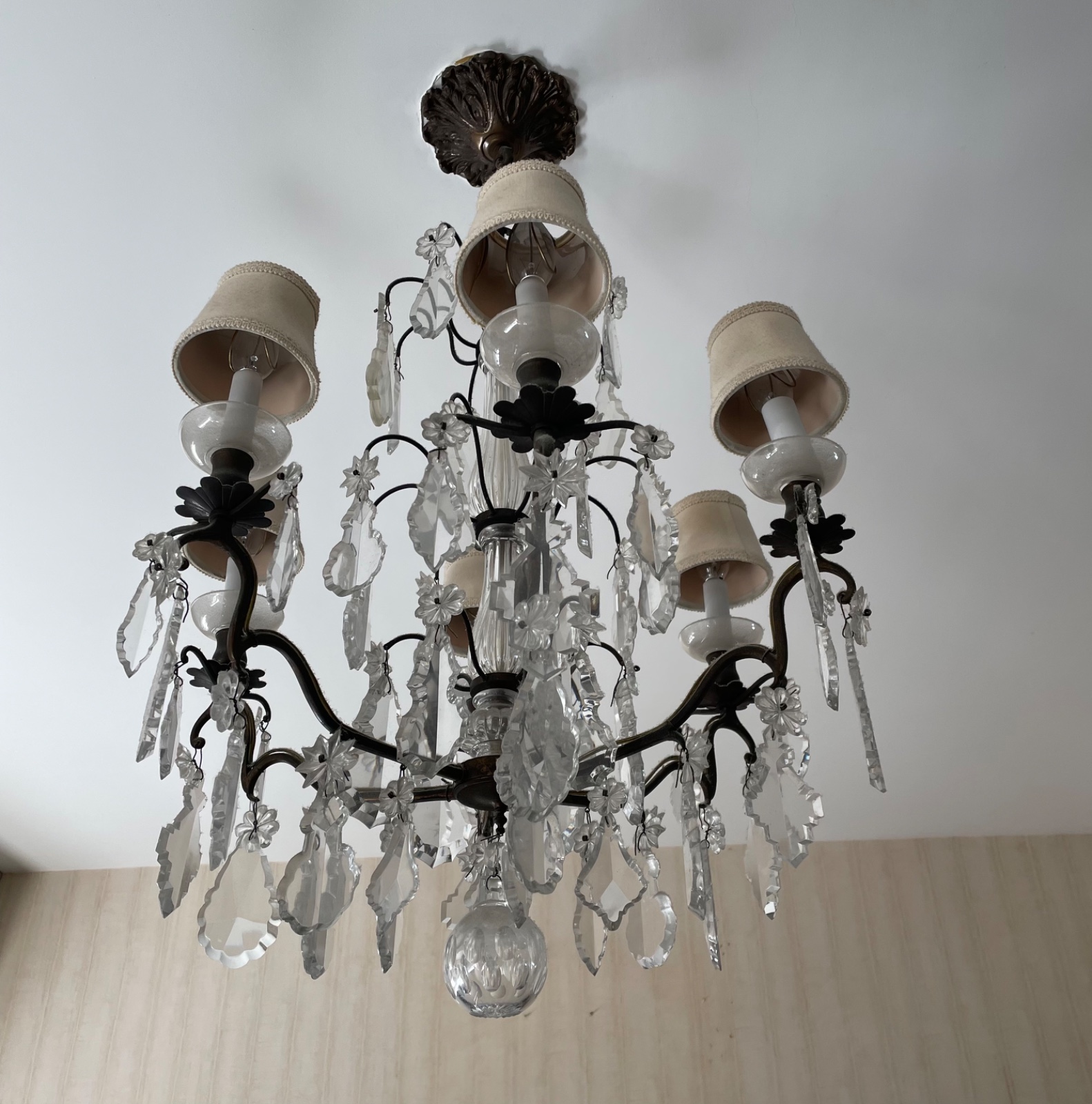 Lustre de cristal estilo Versailles, para 6 luzes, pingentes... - foto 2 de 6