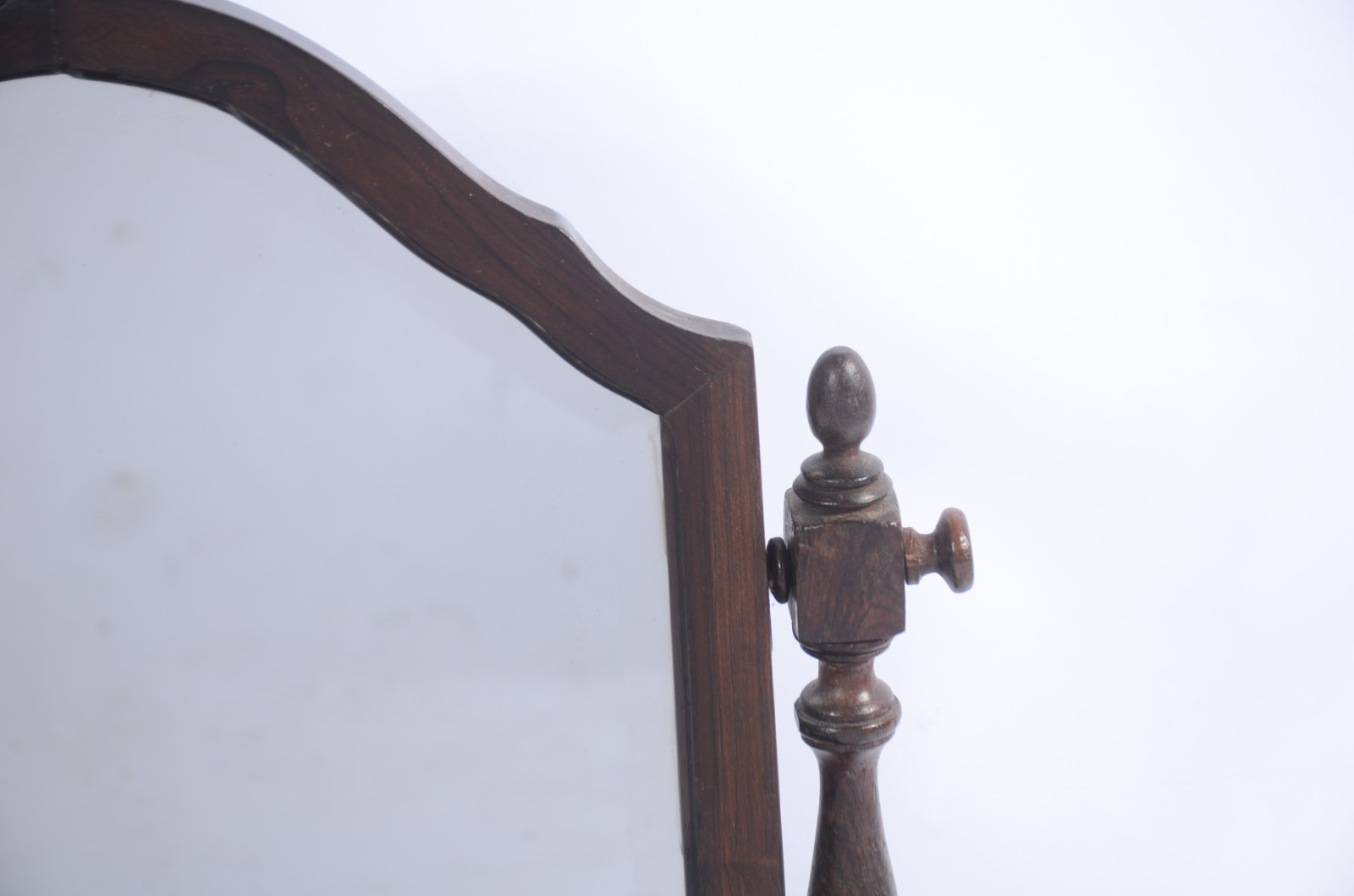 Penteadeira para cima de móvel de madeira nobre, espelho de cristal... - foto 2 de 6