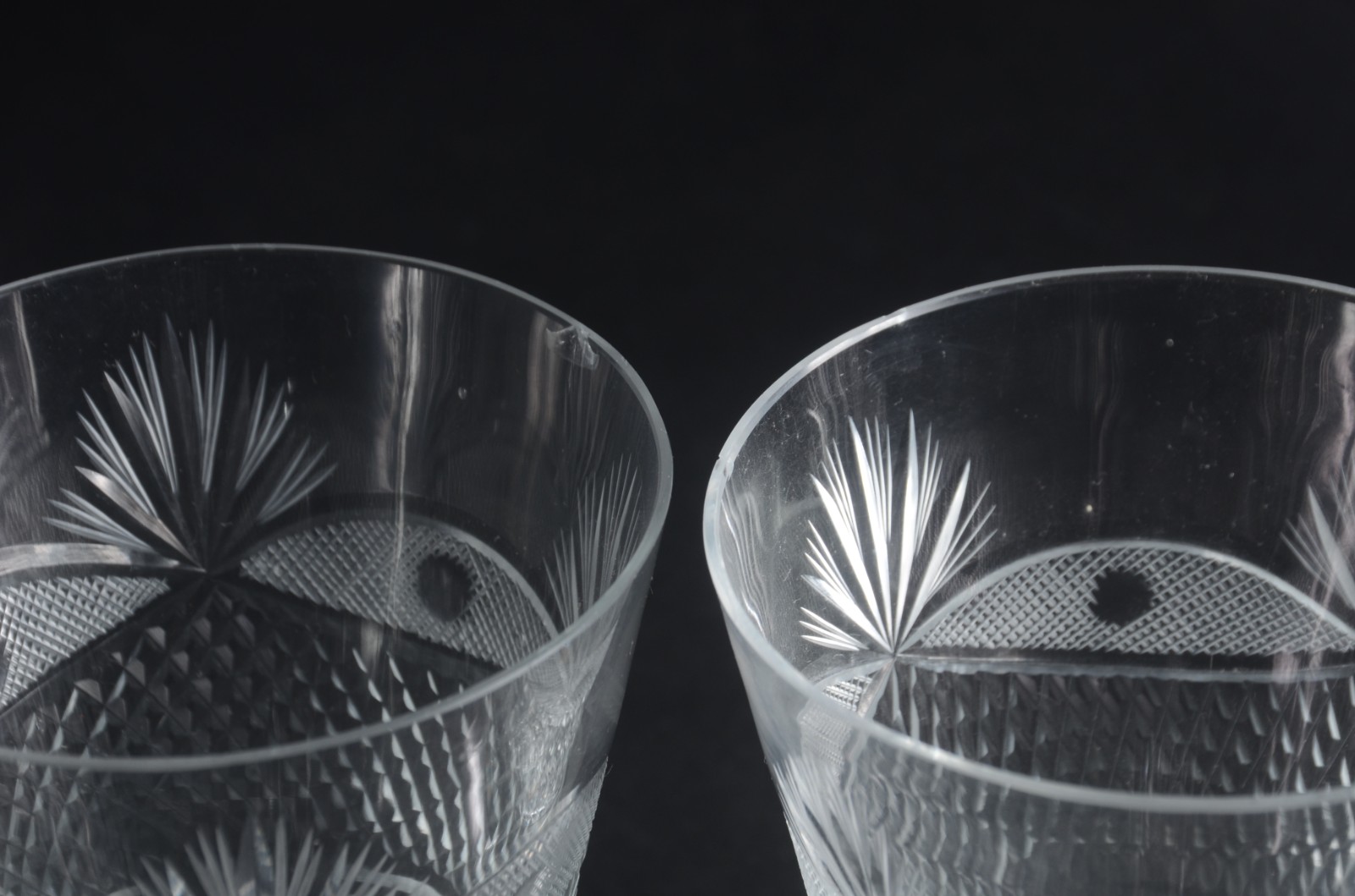 Serviço de cristal, composto de: 6 taças para água, 9 para vinho, 12... - foto 3 de 7