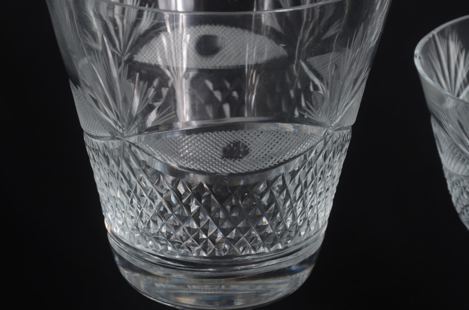 Serviço de cristal, composto de: 6 taças para água, 9 para vinho, 12... - foto 5 de 7