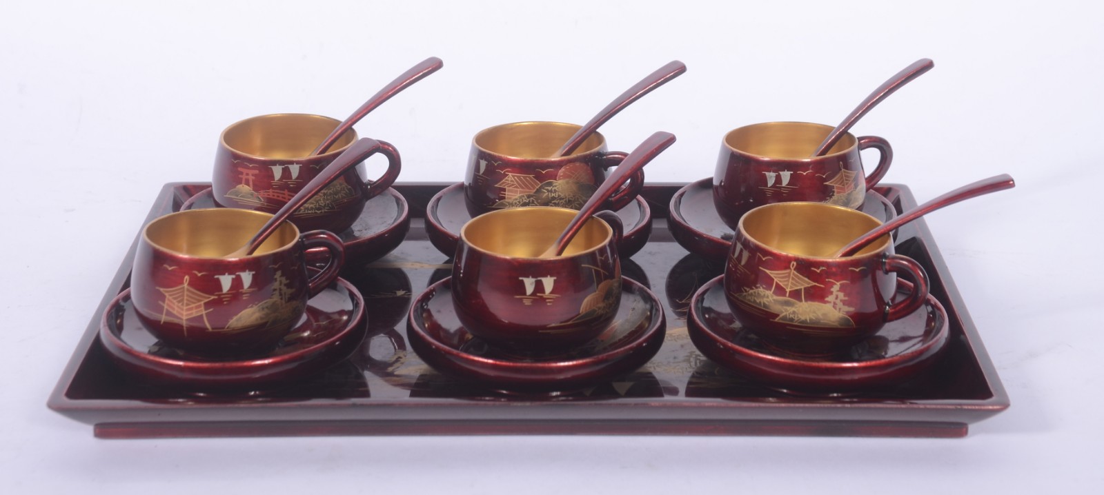 Conjunto com 6 xícaras para café, 6 colherinhas e bandeja de lacca... - foto 1 de 9