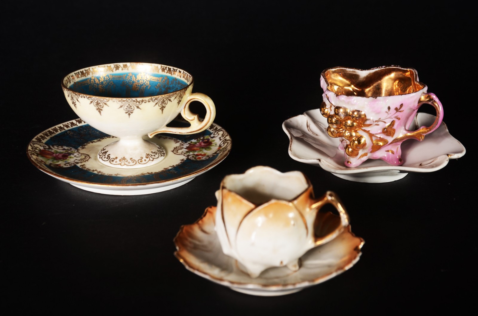 Dez xícaras para chá e café com pires de porcelana de diversas... - foto 4 de 8