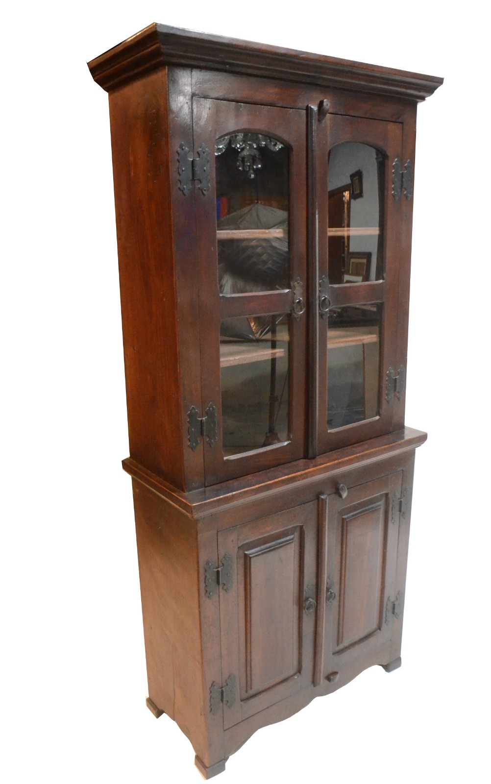 Móvel vitrine de madeira nobre, estilo colonial brasileiro, parte... - foto 1 de 9