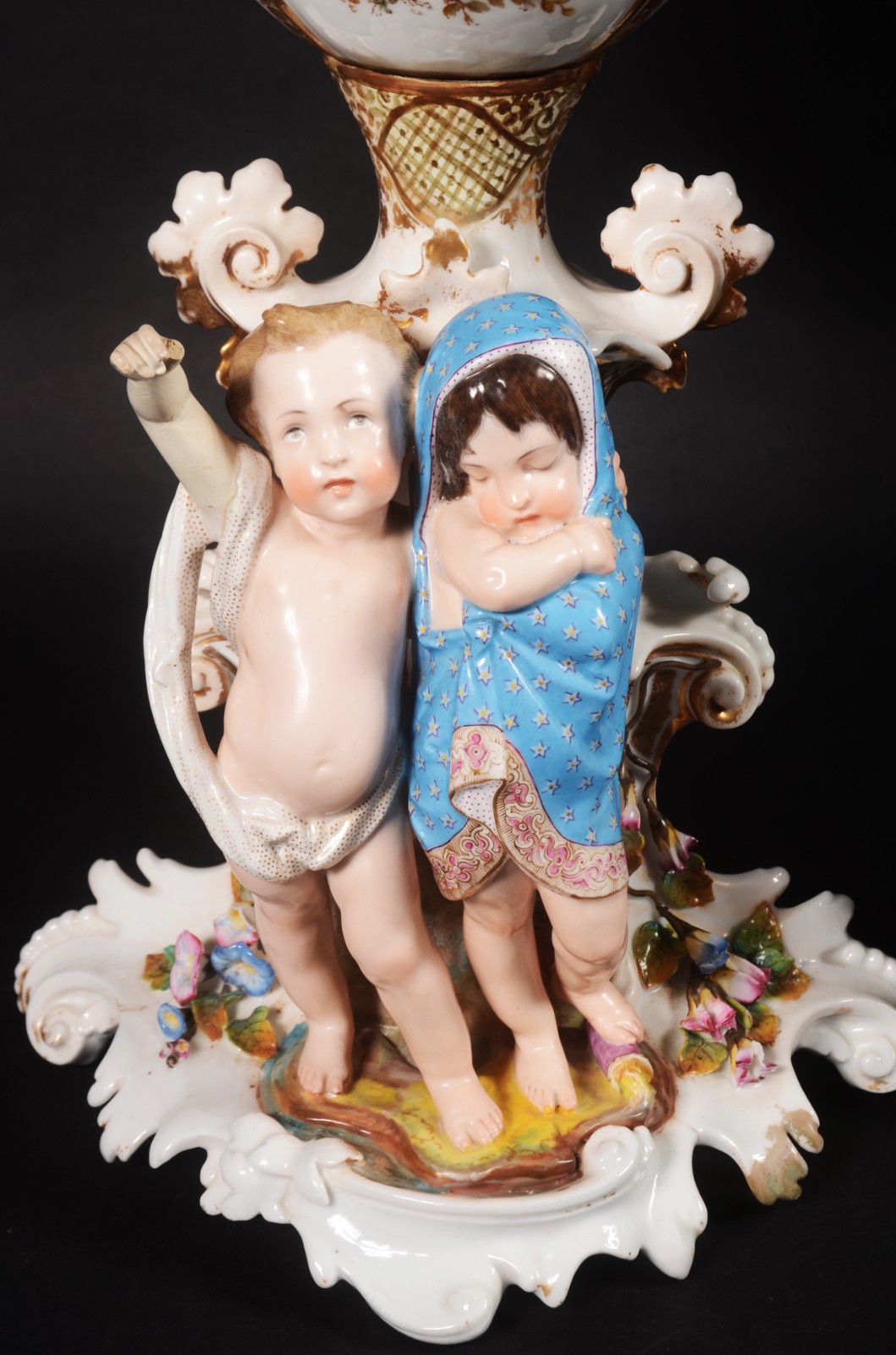 Par de imponentes jarros de porcelana francesa Vieux Paris, decorados... - foto 3 de 11