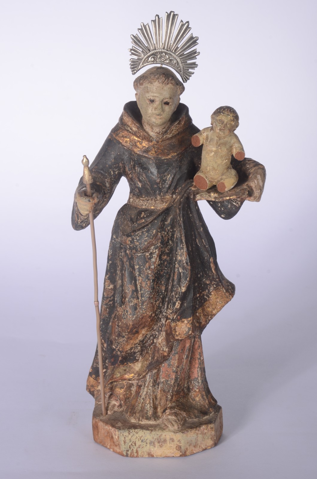 Santo Antonio com menino - Imagem de madeira policromada com cajado e... - foto 1 de 10