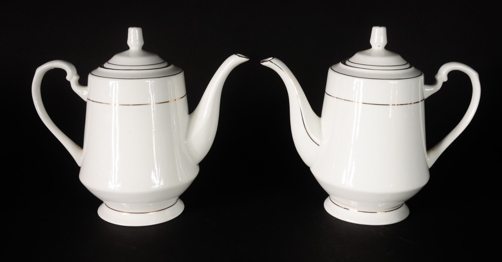 Aparelho de chá de porcelana Royal Majestic, branco com friso... - foto 8 de 8